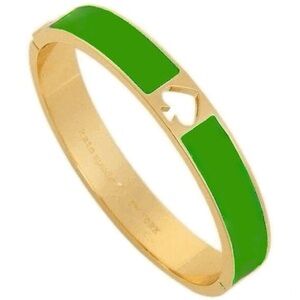 KATE SPADE Hole Punch Spade Enamel Hinged Bangle Bracelet - Gold/Green